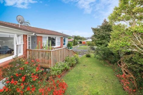 Photo of property in 23 English Street, St Andrews, Hamilton, 3200