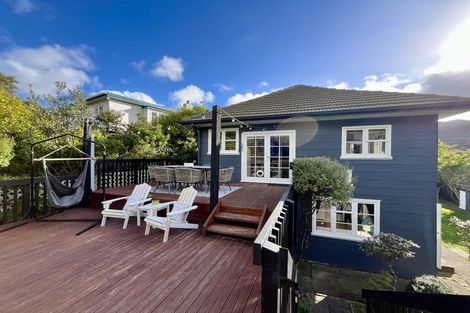 Photo of property in 14 Cecil Road, Tawa, Wellington, 5028
