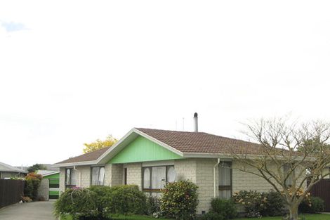 Photo of property in 21 Te Maru Place, Redwood, Christchurch, 8051