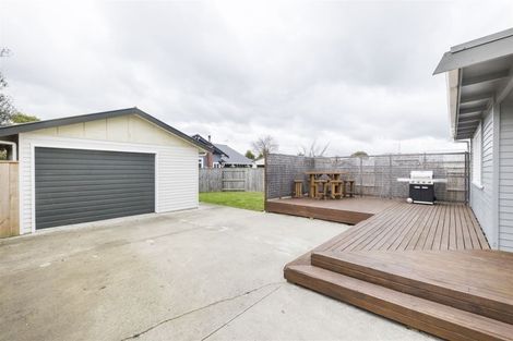 Photo of property in 60 Weston Avenue, Roslyn, Palmerston North, 4414