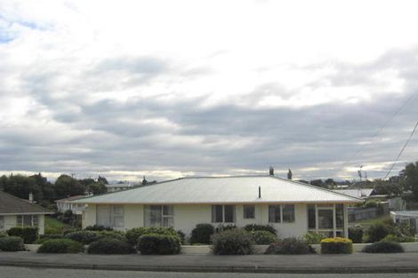 Photo of property in 19 Arthur Street, Holmes Hill, Oamaru, 9401
