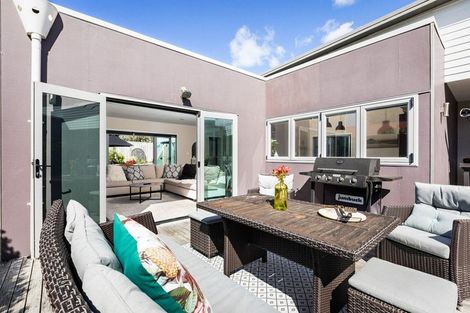 Photo of property in 12 Palm Grove, Waihi Beach, 3611