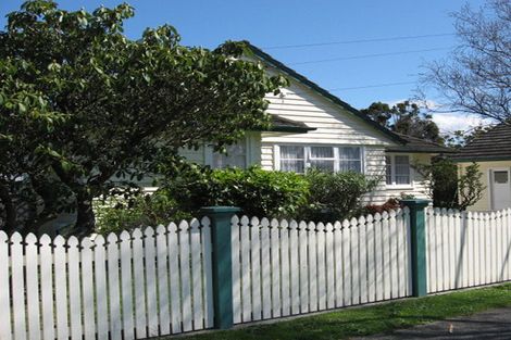 Photo of property in 58 Birdwood Road, Waterloo, Lower Hutt, 5011