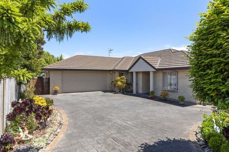 Photo of property in 56 Realm Drive, Paraparaumu, 5032