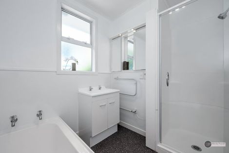 Photo of property in 12 Holmes Grove, Naenae, Lower Hutt, 5011