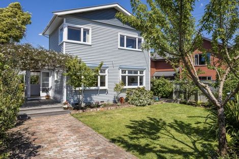 Photo of property in 14 Deyell Crescent, Sydenham, Christchurch, 8023