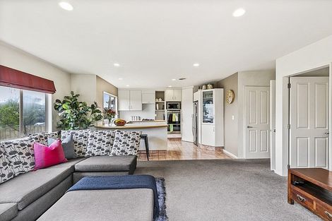 Photo of property in 24 Waverton Terrace, Churton Park, Wellington, 6037