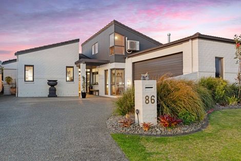 Photo of property in 86 Beachwater Drive, Papamoa Beach, Papamoa, 3118
