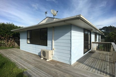 Photo of property in 60 Lavelle Road, Henderson, Auckland, 0612