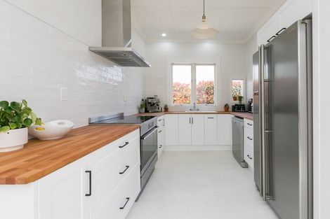 Photo of property in 306 Sylvan Road, Parkvale, Hastings, 4122