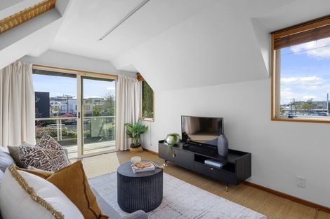 Photo of property in 1/67 Cox Street, Merivale, Christchurch, 8014