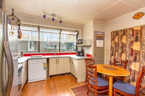 Photo of property in 49 Bellingham Crescent, Fordlands, Rotorua, 3015