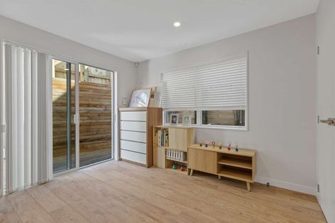 Photo of property in 16b Gilfillan Street, Blockhouse Bay, Auckland, 0600