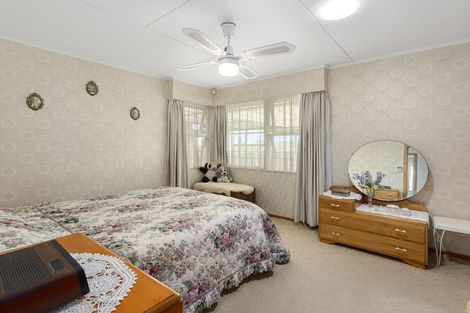 Photo of property in 1 Ratanui Road, Paraparaumu, 5032