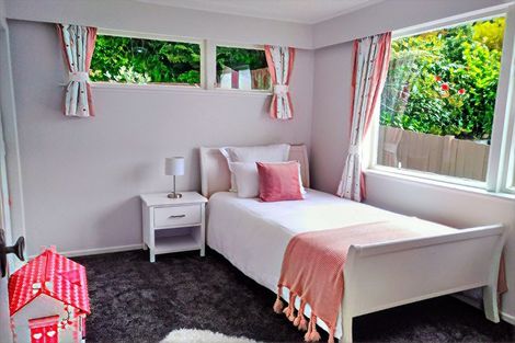 Photo of property in 68 Acacia Avenue, Maungaraki, Lower Hutt, 5010