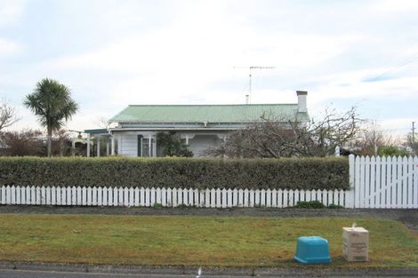 Photo of property in 31 Oxford Street, Fairfield, Hamilton, 3214
