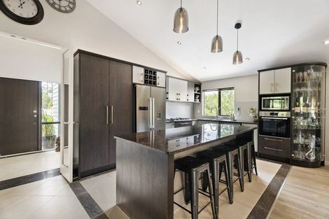 Photo of property in 28 Durbin Court, Greenhithe, Auckland, 0632