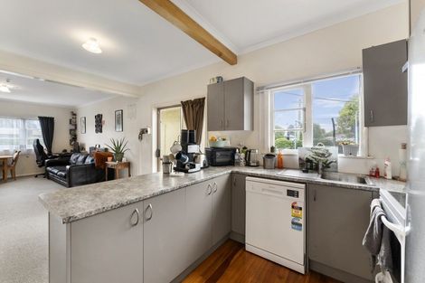 Photo of property in 38 Sweetman Avenue, Paraparaumu Beach, Paraparaumu, 5032
