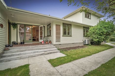 Photo of property in 14 Pinehurst Crescent, Russley, Christchurch, 8042