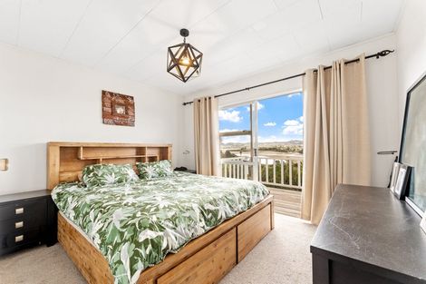 Photo of property in 44 Amorino Drive, Red Beach, 0932