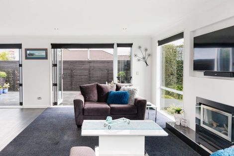 Photo of property in 59 Liberty Grove, Kelvin Grove, Palmerston North, 4414