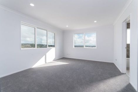 Photo of property in 40 Tinaku Road, Flat Bush, Auckland, 2019