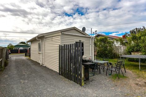 Photo of property in 147 Bowhill Road, New Brighton, Christchurch, 8083