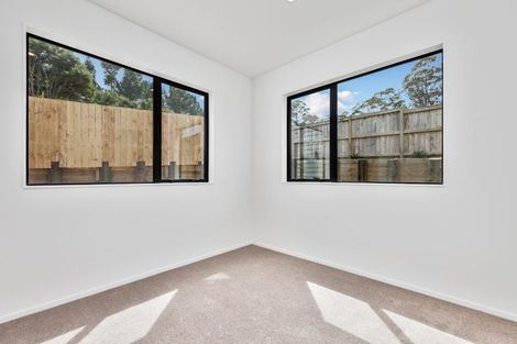 Photo of property in 9a Endurance Rise, Orewa, 0931