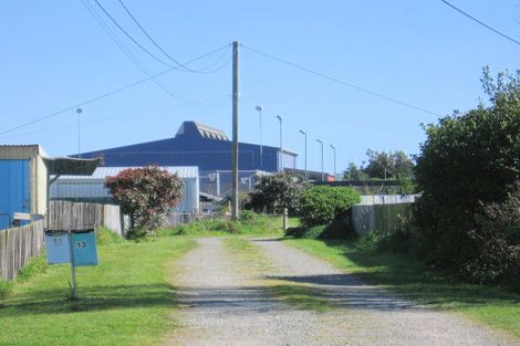 Photo of property in 15 Easton Street, Foxton, 4814