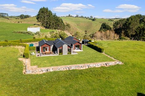 Photo of property in 110 Stockman Road, Tikorangi, Waitara, 4383
