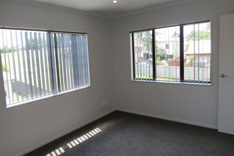 Photo of property in 11 Saltaire Street, Avondale, Auckland, 1026