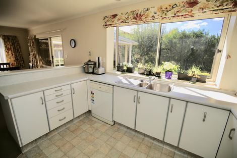 Photo of property in 86 Harrowfield Drive, Harrowfield, Hamilton, 3210