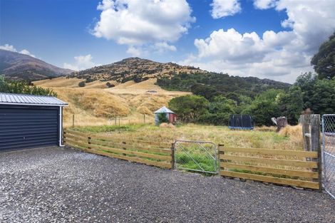 Photo of property in 3883 Christchurch Akaroa Road, Little River, 7591