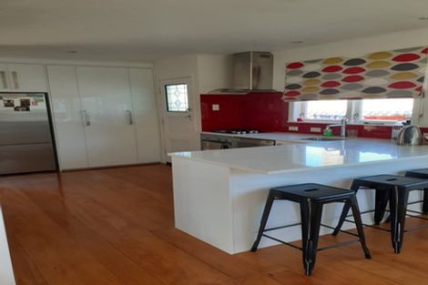 Photo of property in 10 Matuku Street, Heretaunga, Upper Hutt, 5018