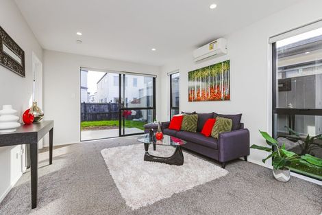 Photo of property in 19 Farmland Road, Papakura, 2110
