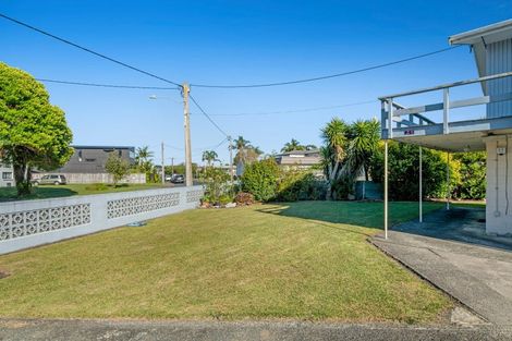 Photo of property in 28 Doment Crescent, Orewa, 0931