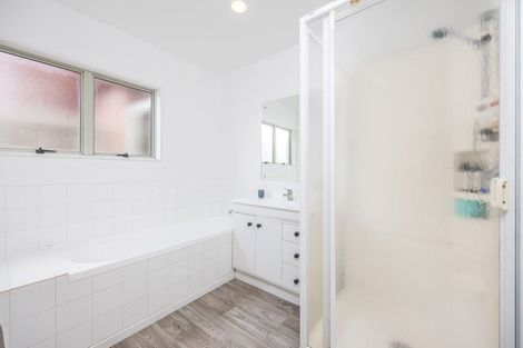 Photo of property in 59 The Grove, Red Beach, 0932