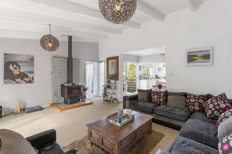 Photo of property in 15 Frankley Road, Westown, New Plymouth, 4310