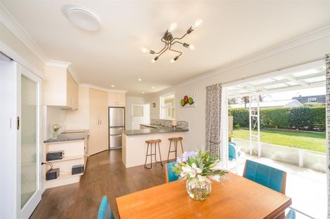 Photo of property in 10 Bond Street, Marton, 4710