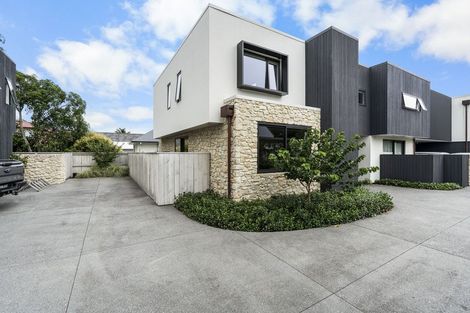 Photo of property in 109c Taylor Street, Cambridge, 3434