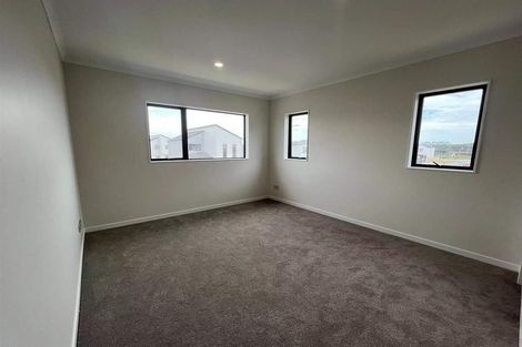 Photo of property in 44 Kairakau Street, Papakura, 2110