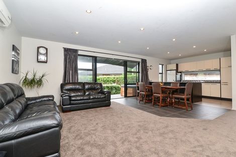 Photo of property in 17 Cole Thomas Place, Huntington, Hamilton, 3210