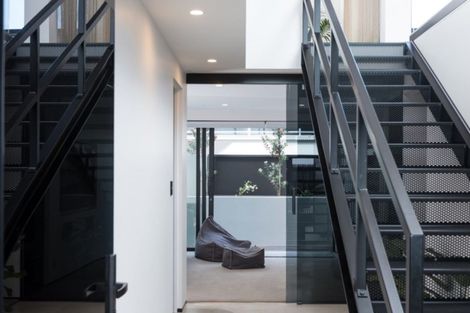 Photo of property in 193a Marine Parade, Mount Maunganui, 3116