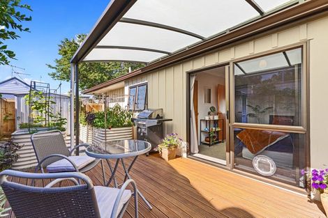 Photo of property in 493c Devonport Road, Tauranga South, Tauranga, 3112