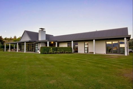 Photo of property in 251 Beacon Point Road, Wanaka, 9305
