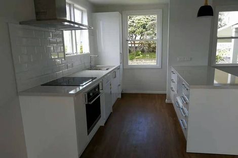 Photo of property in 43 Matatiro Street, Titahi Bay, Porirua, 5022