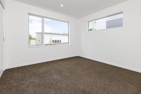 Photo of property in 76a Glenmore Road, Sunnyhills, Auckland, 2010