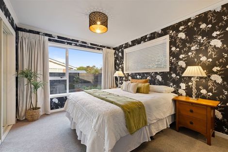 Photo of property in 60 Burnside Crescent, Burnside, Christchurch, 8053