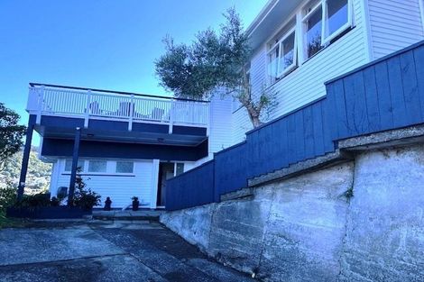 Photo of property in 18 Karachi Crescent, Khandallah, Wellington, 6035