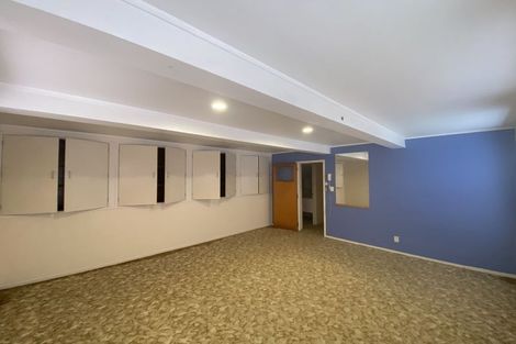 Photo of property in 6 Regal Place, Forrest Hill, Auckland, 0620